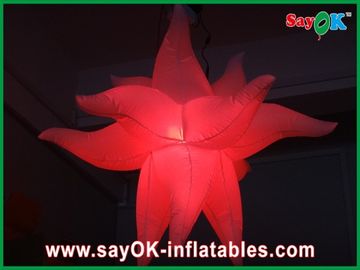 पार्टी सजावट के लिए बैंगनी ग्रीन फायरप्रूफ जायंट Inflatable सितारे एलईडी लाइट