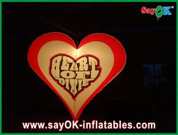 1 9 0 टी नायलॉन क्लॉथ Inflatable प्रकाश सजावट पार्टी के लिए दिल आकार प्यार