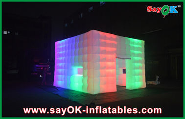 नायलॉन कपड़ा विशाल इंद्रधनुष लॉन एलईडी खिड़की / दरवाजे के साथ inflatable घर तम्बू 210D