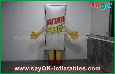 विज्ञापन के लिए 2.3 मीटर चलती कार्टन अनुकूलित कस्टम Inflatable उत्पाद