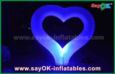 Coloful प्रकाश के साथ घटना विशालकाय एलईडी Inflatable प्रकाश सजावट दिल