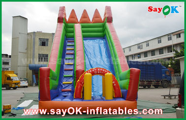 टाइटैनिक inflatable स्लाइड सुरक्षा पीवीसी टारपॉलिन inflatable बाउंसर स्लाइड पीला / हरा रंग खेलने के लिए