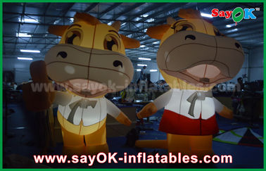 एलईडी प्रकाश व्यवस्था के साथ inflatable मॉडल कस्टम पशु ऑक्सफोर्ड कपड़े inflatable कार्टून गाय