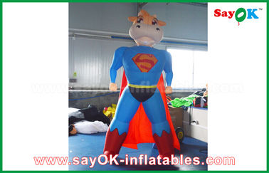 नीला / लाल Inflatable सुपरमैन गाय अनुकूलित पशु चरित्र Inflatable मॉडल