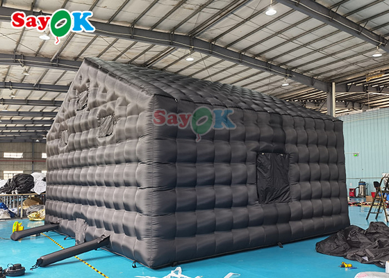 वाणिज्यिक ऑक्सफोर्ड ब्लैक Inflatable Cube Party Tent नाइट क्लब एयर ब्लोअर के साथ Inflatables