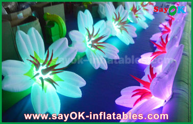 Inflatable फूल श्रृंखला सजावट / वेडिंग स्टेज Inflatable लाइट सजावट
