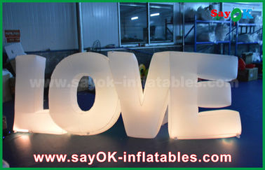 पार्टी / वेडिंग सजावट के लिए एलईडी लाइट के साथ रंगीन Inflatable पत्र प्यार