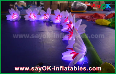 शादी के लिए 8 मीटर लंबी नायलॉन Inflatable प्रकाश सजावट लिली फूल चाई