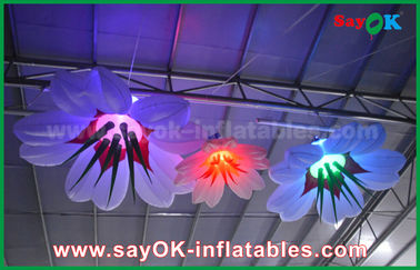 आरजीबी प्रकाश सजावट के साथ 1 मीटर दीया Inflatable हैंगिंग लिली फूल