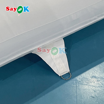 अनुकूलित फैशनेबल मिनी व्हाइट स्प्लैश पैड वाटर पार्क inflatable बाधा पाठ्यक्रम खेल का मैदान महल स्लाइड कॉम्बो