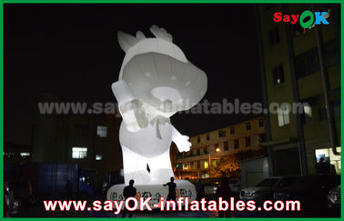 कस्टम Inflatable कार्टून अक्षर सफेद मवेशी 10 मीटर ऊँचाई