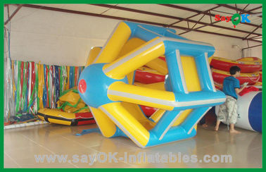 बिग मजेदार रोलिंग Inflatable जल खिलौना कस्टम विज्ञापन Inflatables