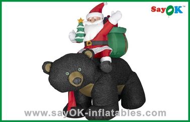 उपहार और काले भालू के साथ क्रिसमस सांता स्नोमैन Inflatable क्रिसमस सजावट