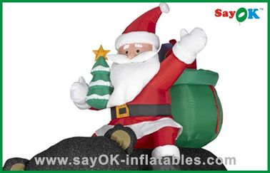 उपहार और काले भालू के साथ क्रिसमस सांता स्नोमैन Inflatable क्रिसमस सजावट
