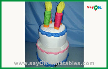 सजावट के लिए पिछवाड़े पार्टी प्यारा पीवीसी प्लास्टिक Inflatable जन्मदिन केक