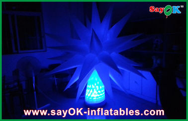 12 अलग रंग Inflatable प्रकाश सजावट के साथ एलईडी लाइट ग्राउंड स्टार ट्री