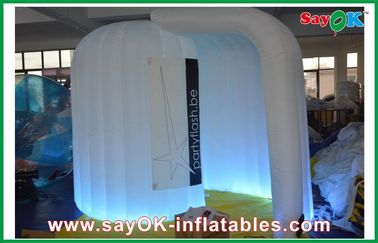बड़ी एलईडी रोशनी Inflatable फोटो बूथ / 210 डी मजबूत ऑक्सफोर्ड कस्टम Inflatable उत्पाद