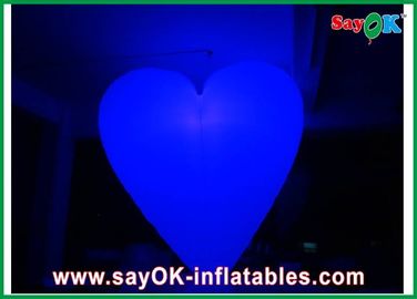 12 सजा प्रकाश रंगों के साथ पार्टी सजावट Inflatable दिल व्यास 2 मीटर