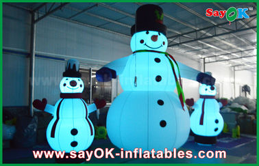 पार्टी के लिए ऑक्सफोर्ड क्लॉथ Inflatable अवकाश सजावट विशालकाय क्रिसमस स्नोमैन